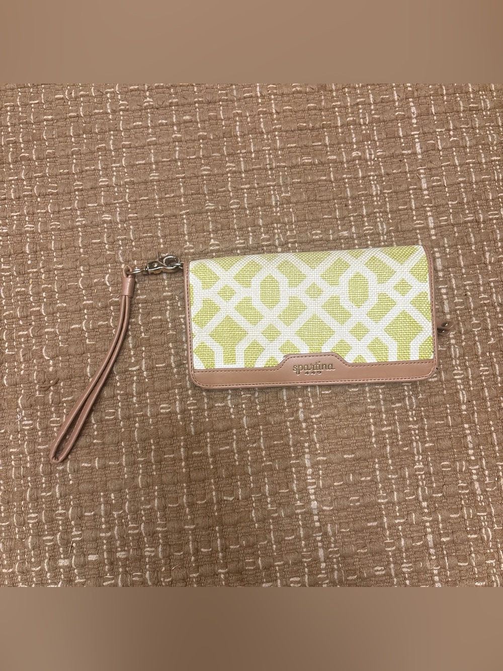 Spartina 449 Green and White Patterned Wristlet Clutch